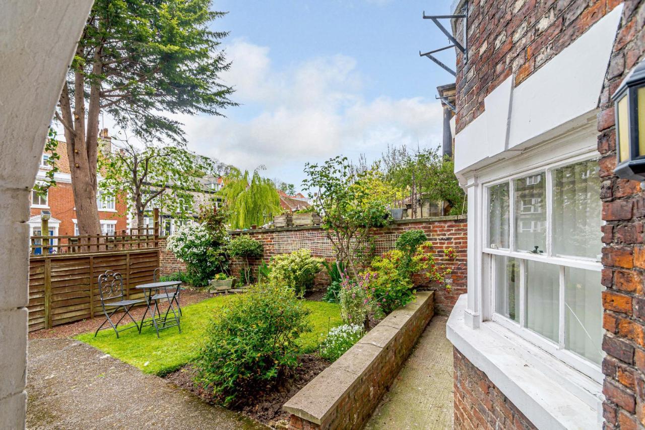Apartamento The Bolthole Whitby Exterior foto